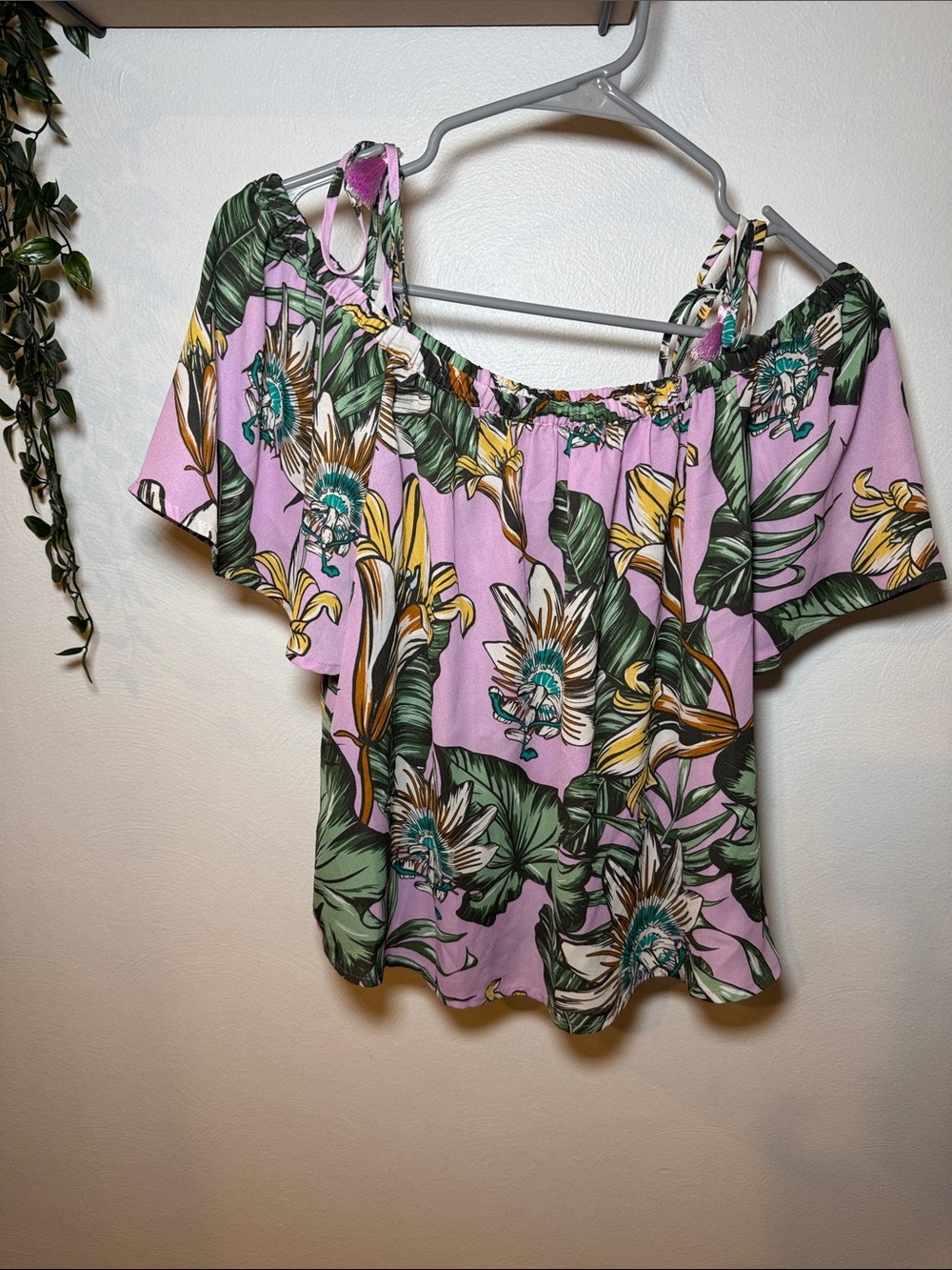 J. Crew Lavender Tropical Off-Shoulder Floral Top size 4